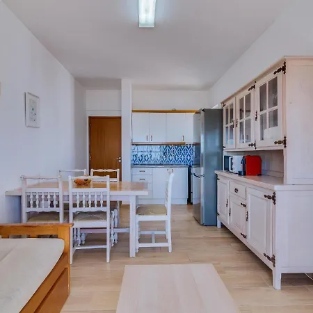 Apartment Al - Sunset Beachfront Quarteira